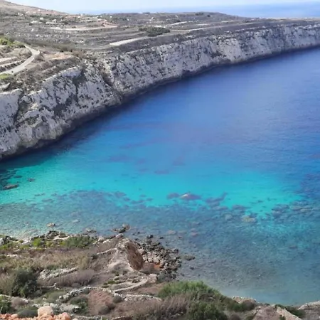 Side Sea View D, Steps Away To Bugibba Jetty, For The Blue Lagoon Boats And Other Islands 아파트